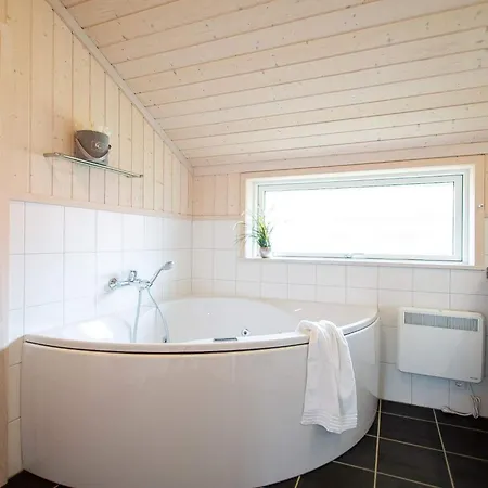 Prázdninový dům Lush With Sauna Großenbrode